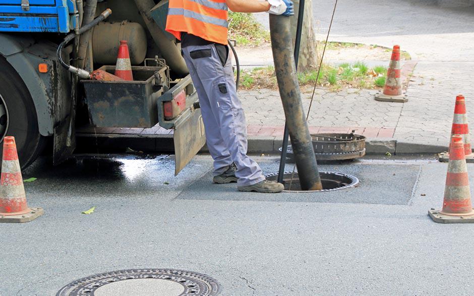 prix plombier débouchage wc Mézières-sur-Seine