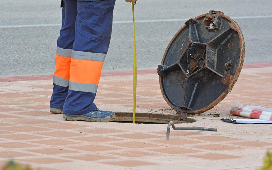 prix plombier débouchage wc Mézières-sur-Seine